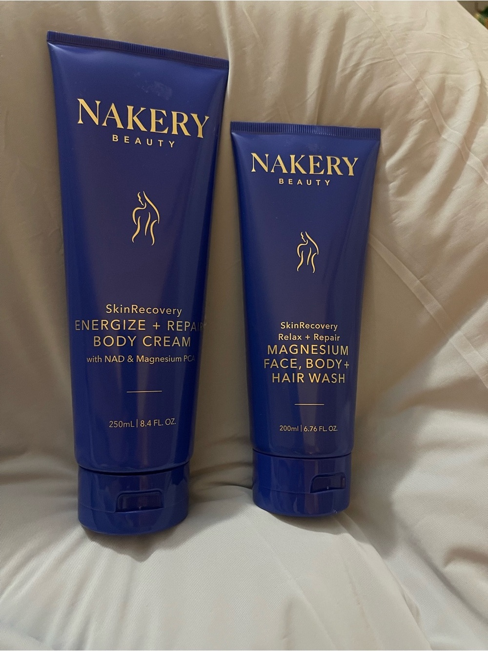 SkinRecovery Magnesium Body Cream - and body wash. Blue